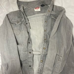 Men’s Wrangler Button Up
